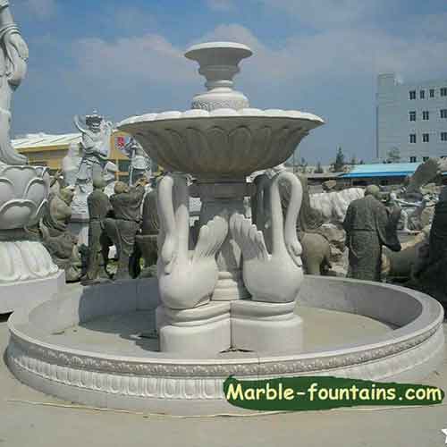 fountain-with-swan-sculpture